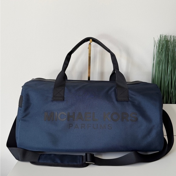 New Michael Kors Duffle Bag Gym Travel Blue 18*9 - Picture 11 of 12